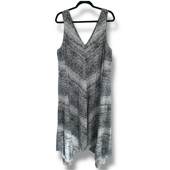 Emma & Michele Plus Size Relaxed Fit Snake Skin Dress with Handkerchief Hem - Picture 2 of 7